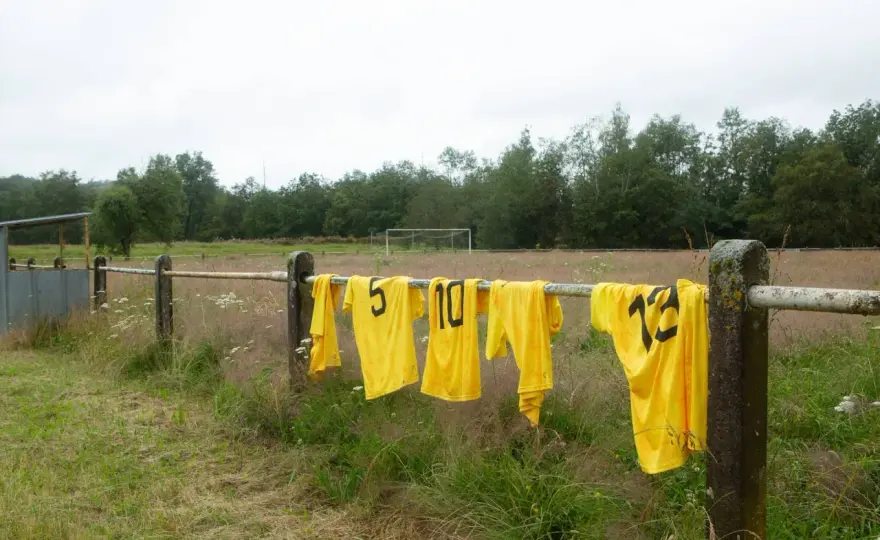 Comment laver un maillot de foot floqué - Gardez-le intact!